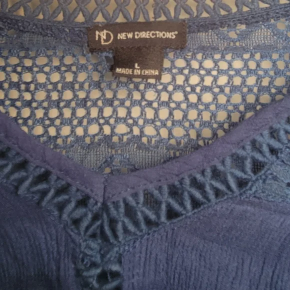 Women's Blue Top Size L - Picture 3 of 5